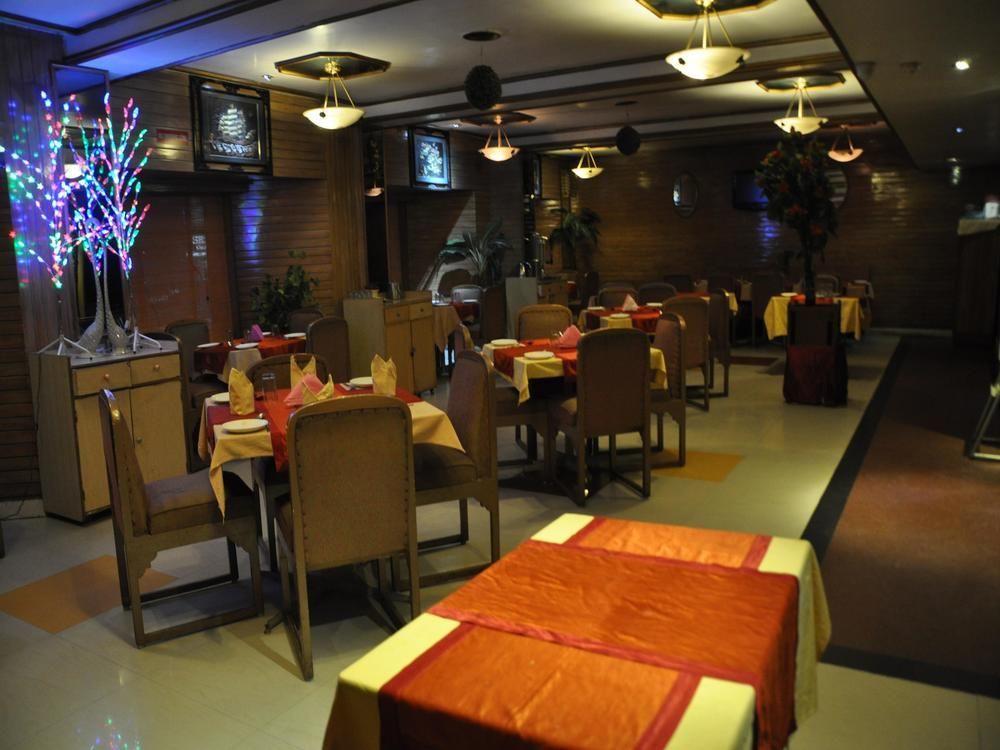 Oyo Premium Railway Station Patna Hotel Patna  Eksteriør billede