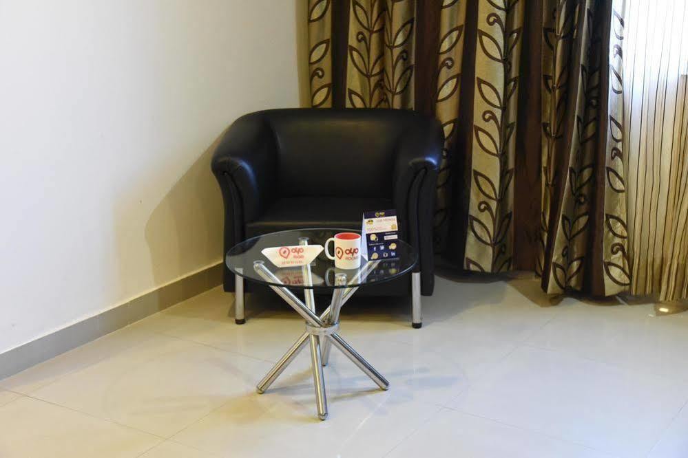 Oyo Premium Railway Station Patna Hotel Patna  Eksteriør billede
