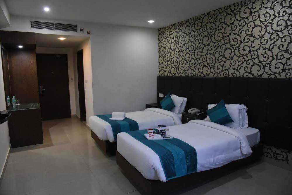 Oyo Premium Railway Station Patna Hotel Patna  Eksteriør billede